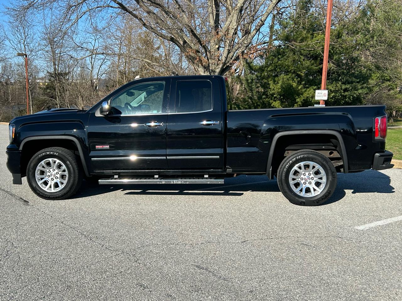 GMC Sierra 1500 SLE Double Cab 4WD 2016