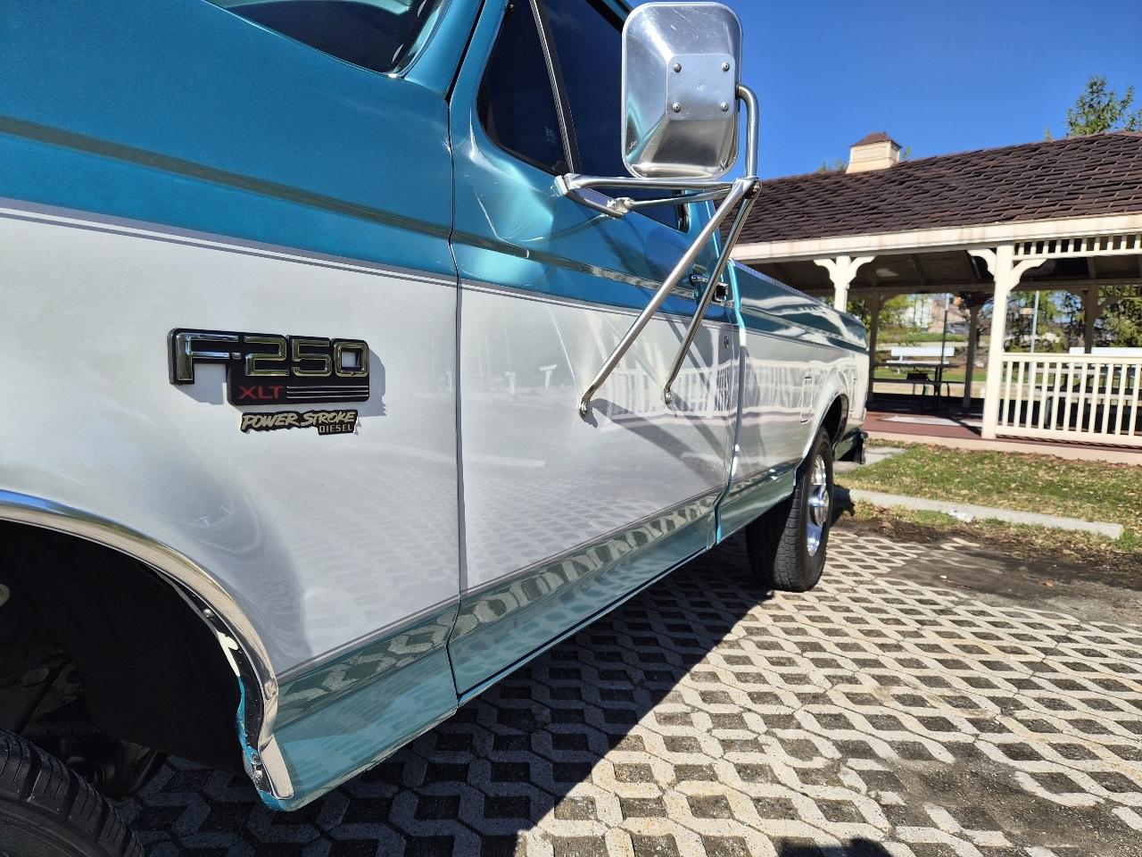 Ford F-250 LD Reg. Cab 2WD 1997