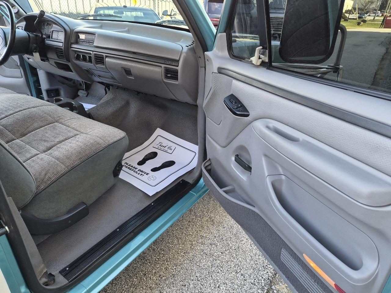 Ford F-250 LD Reg. Cab 2WD 1997