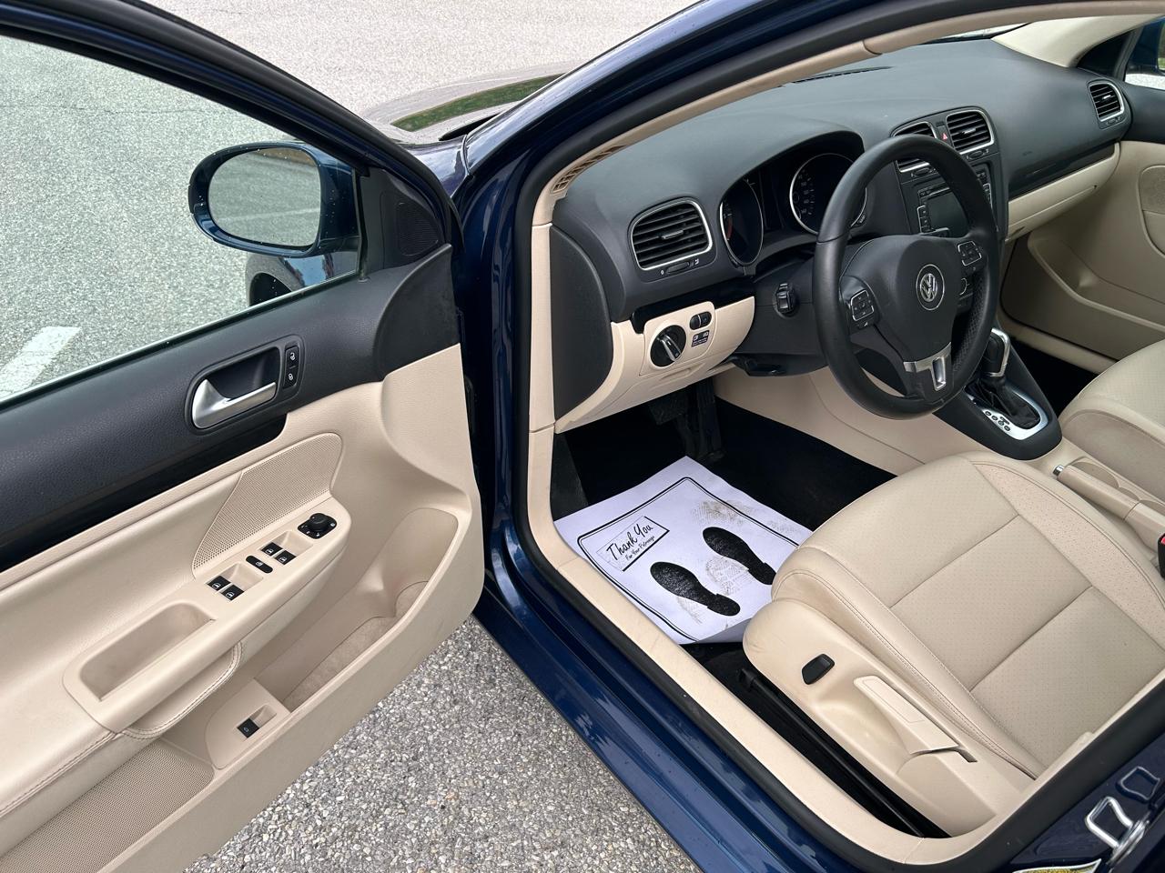 Volkswagen Jetta SportWagen 2.0L TDI 2013