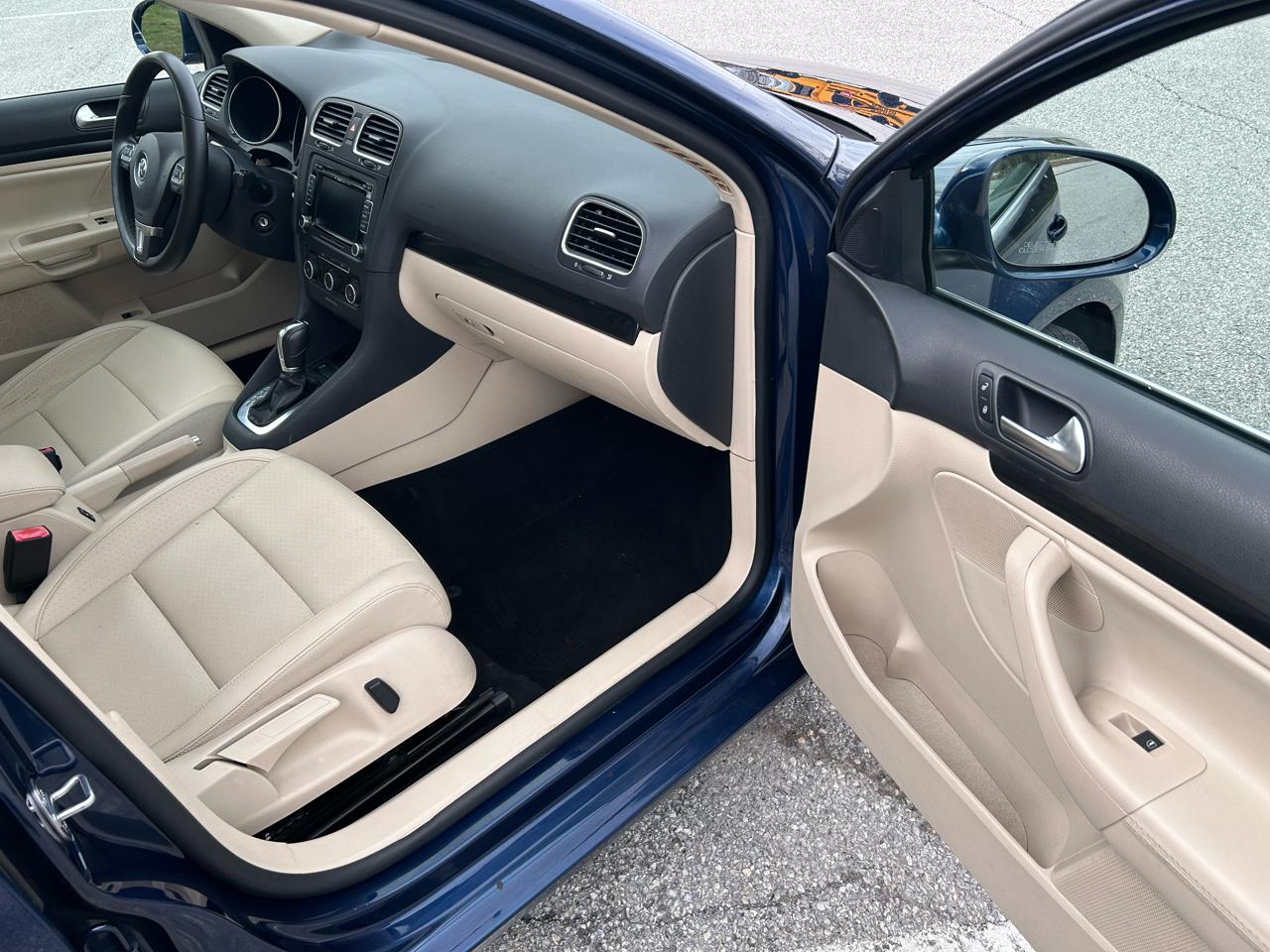 Volkswagen Jetta SportWagen 2.0L TDI 2013