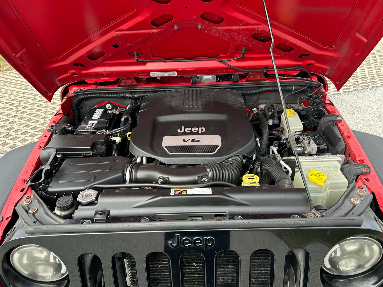 Jeep Wrangler Willys 2 Door 4x4 2014