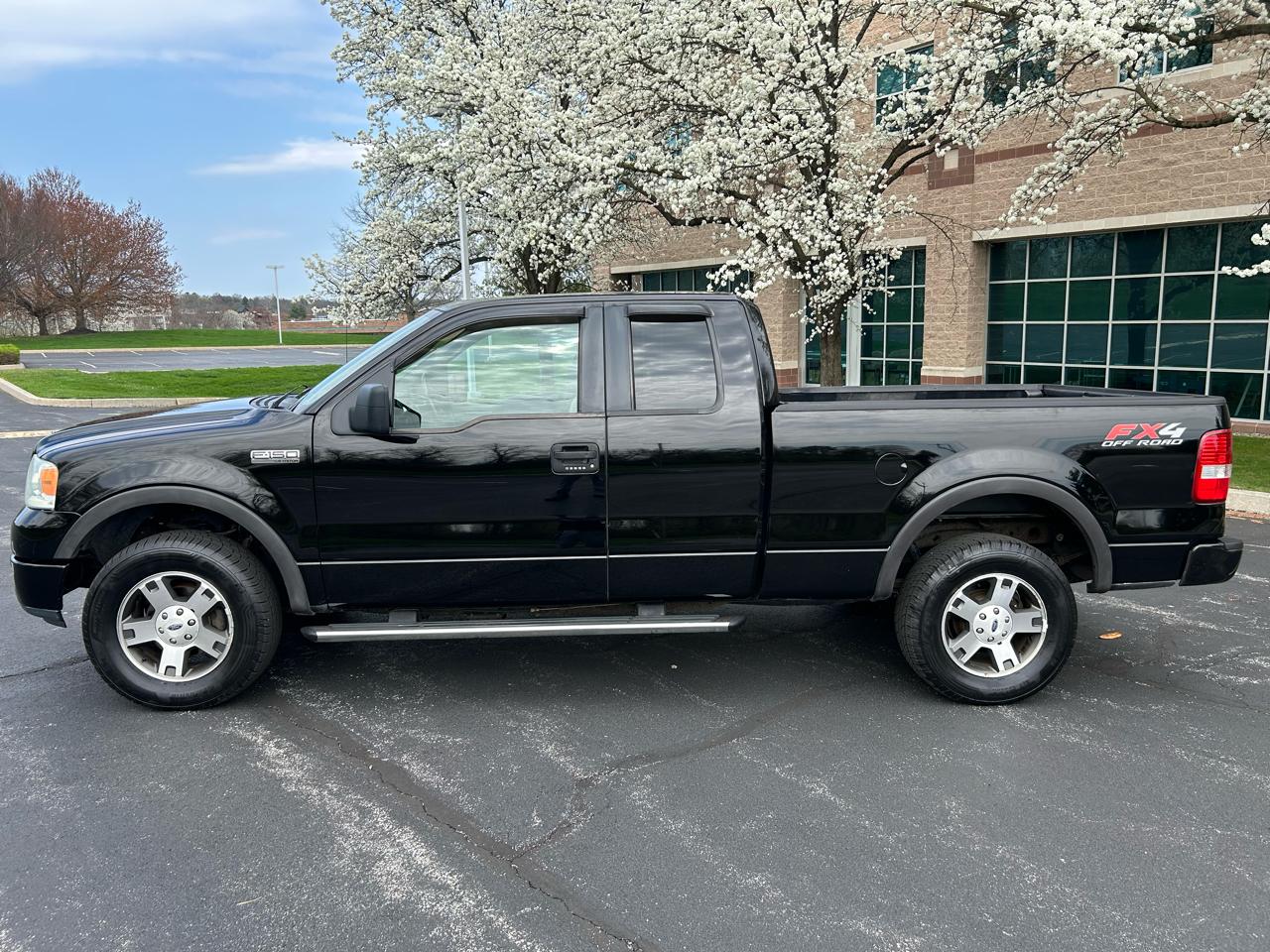 Ford F-150 FX4 4WD 2005