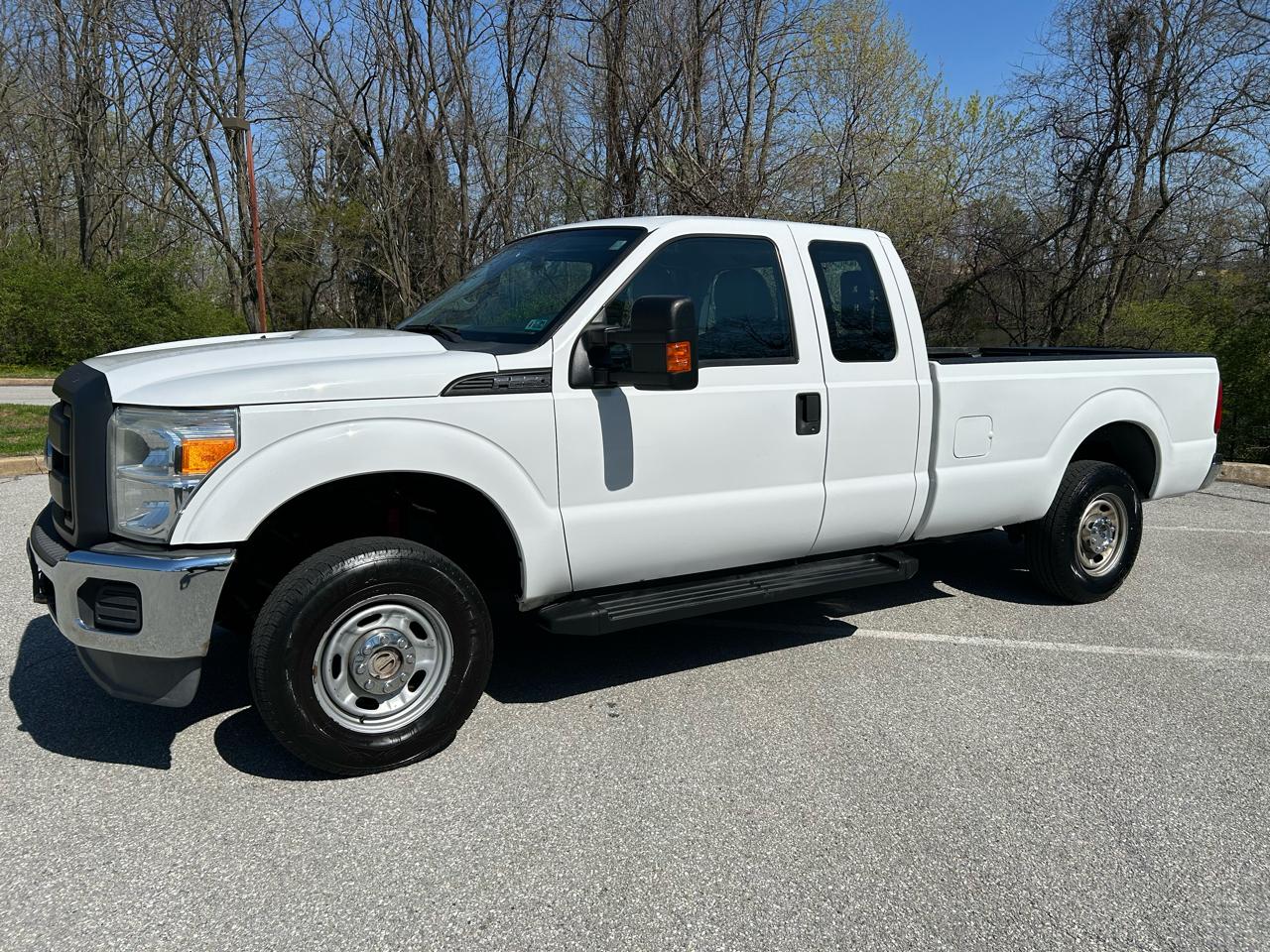 Ford F-250 SD XL SuperCab 4WD 2013