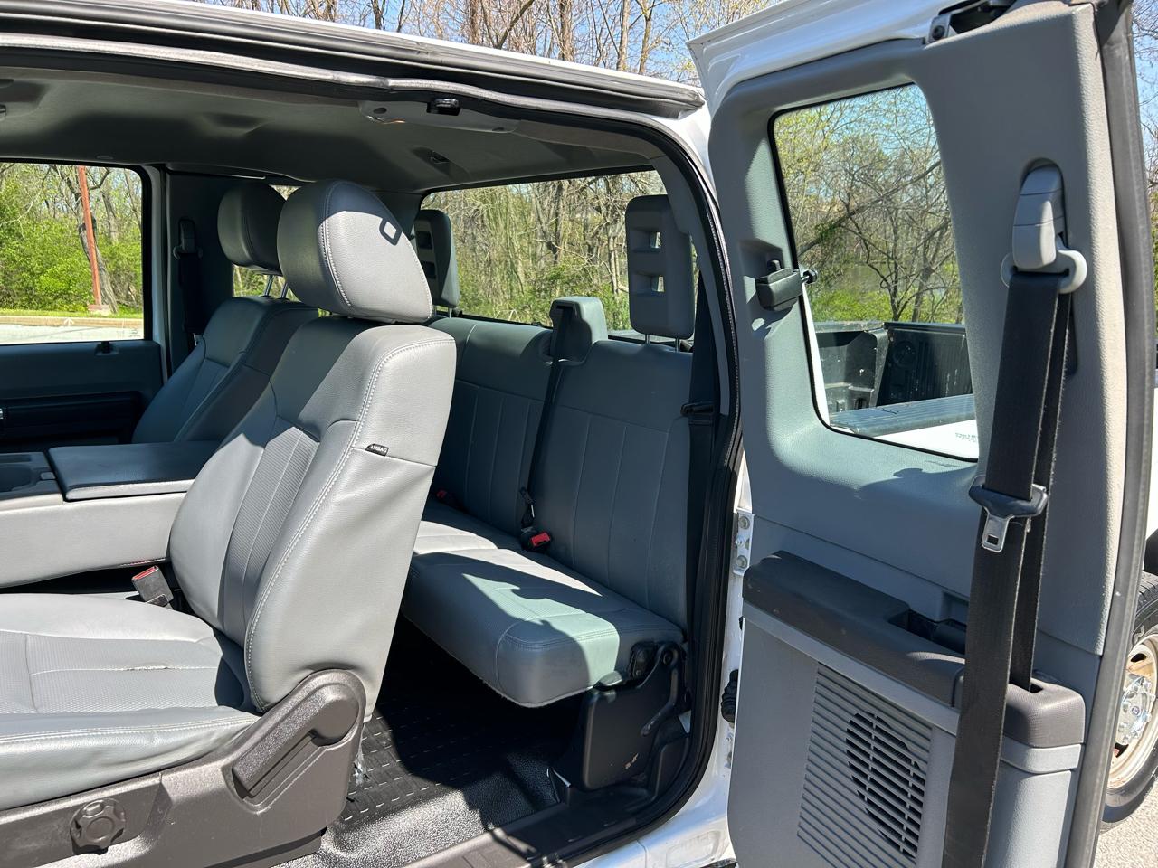 Ford F-250 SD XL SuperCab 4WD 2013