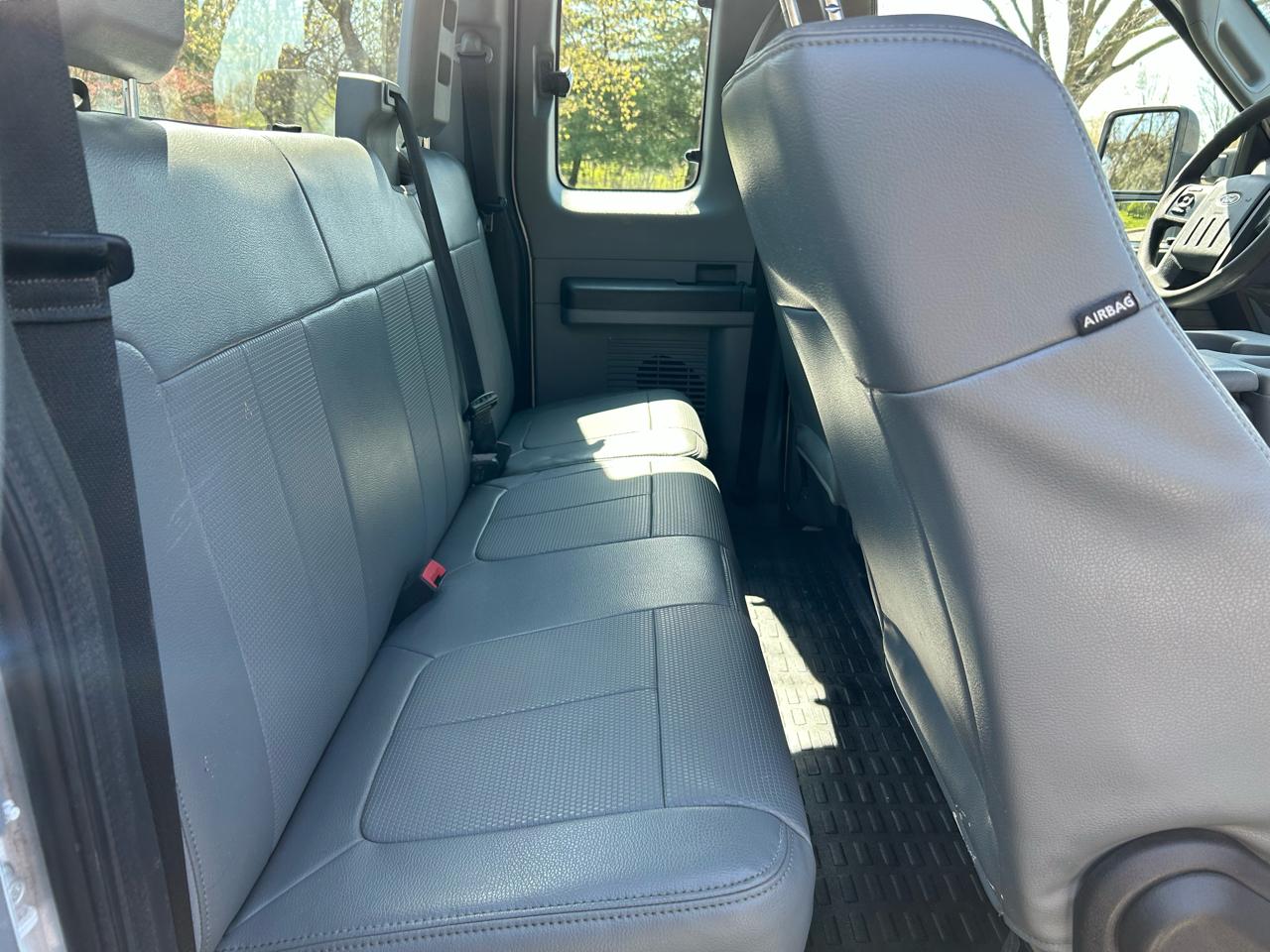 Ford F-250 SD XL SuperCab 4WD 2013