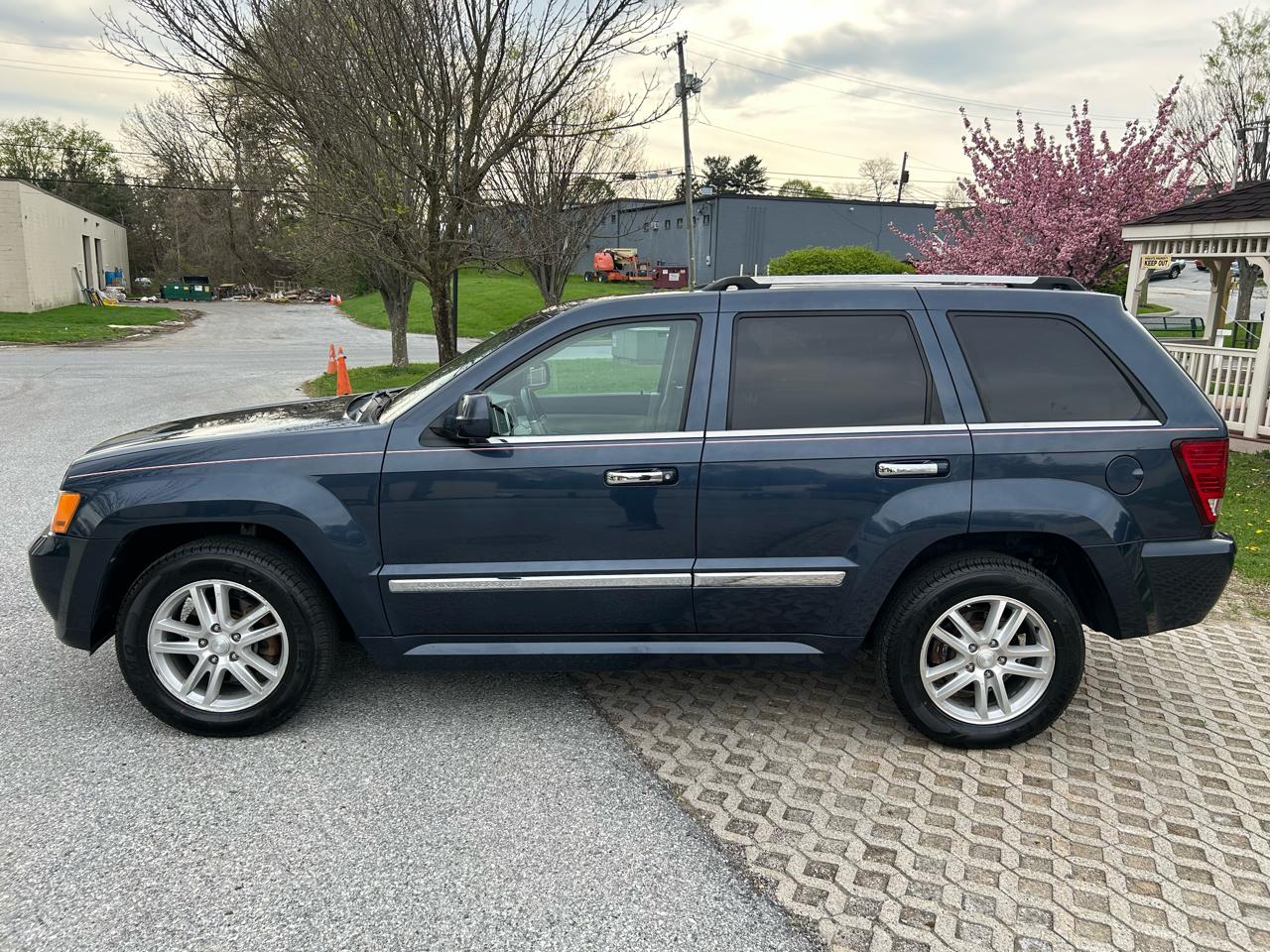 Jeep Grand Cherokee Limited 4WD 2010