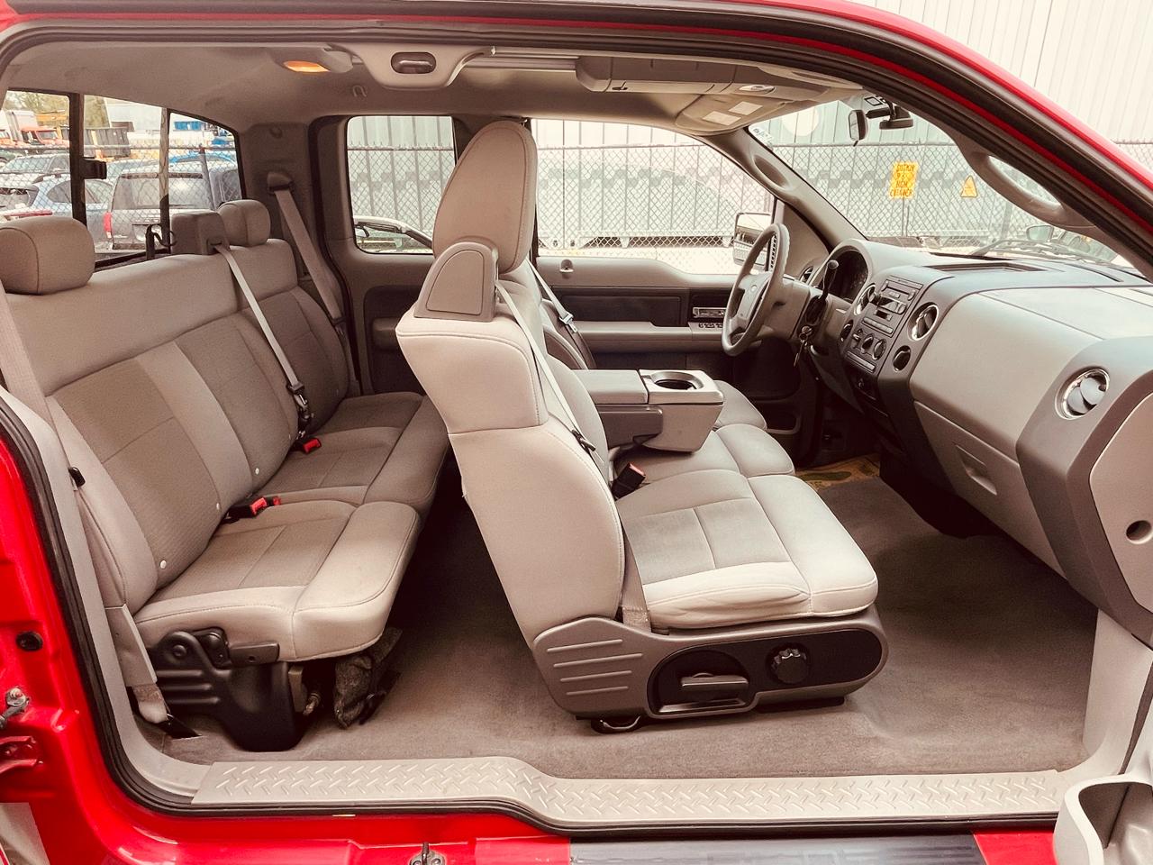 Ford F-150 XLT SuperCab 4WD 2004