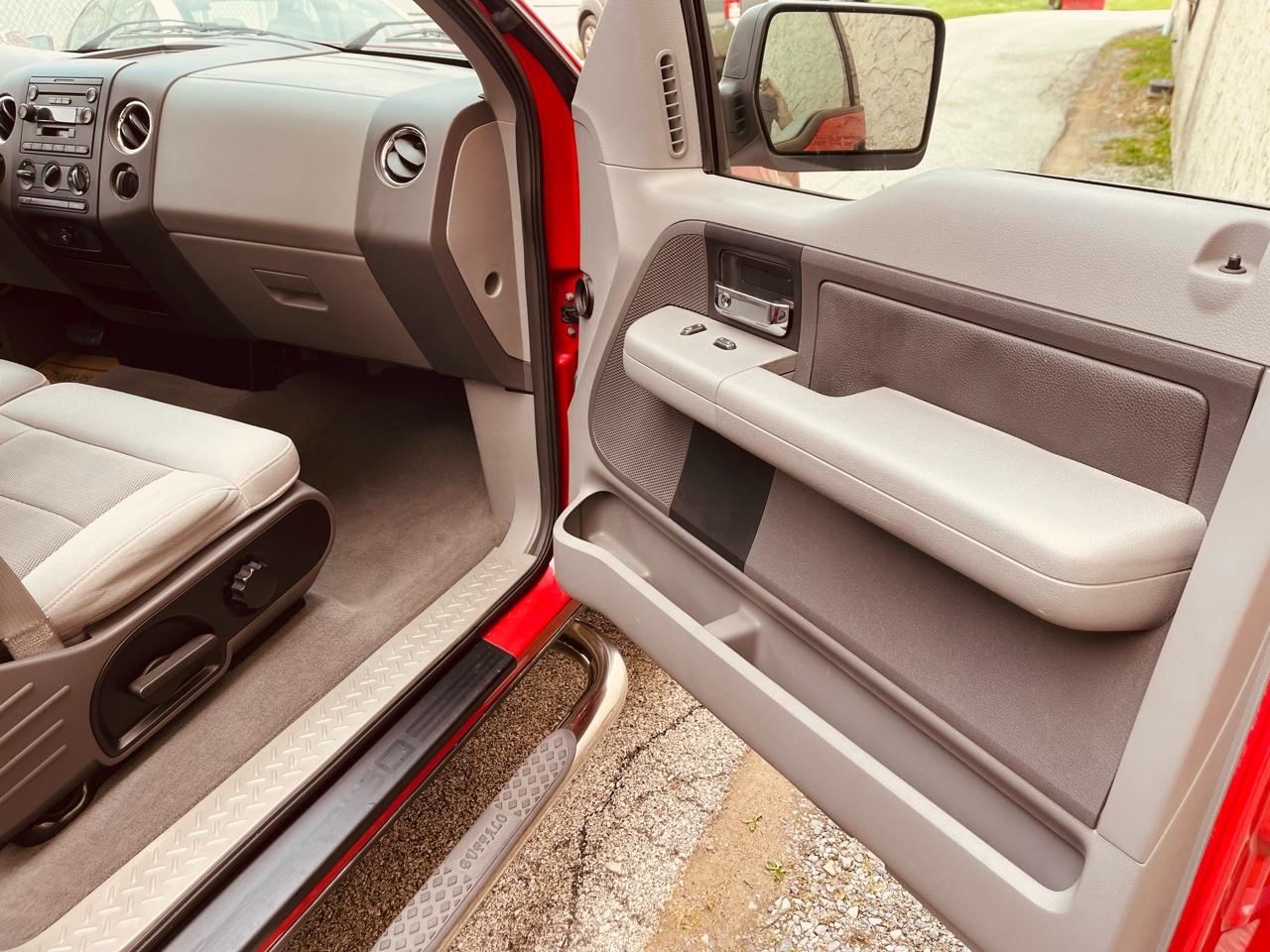 Ford F-150 XLT SuperCab 4WD 2004