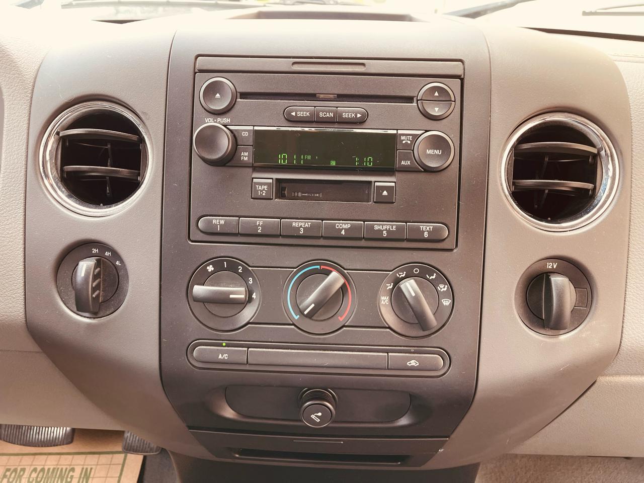 Ford F-150 XLT SuperCab 4WD 2004