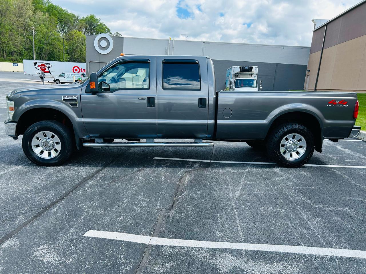 Ford F-250 SD XLT Crew Cab Long Bed 4WD 2008