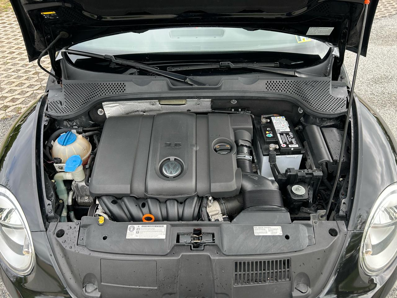 Volkswagen Beetle 2.5L Convertible 2014