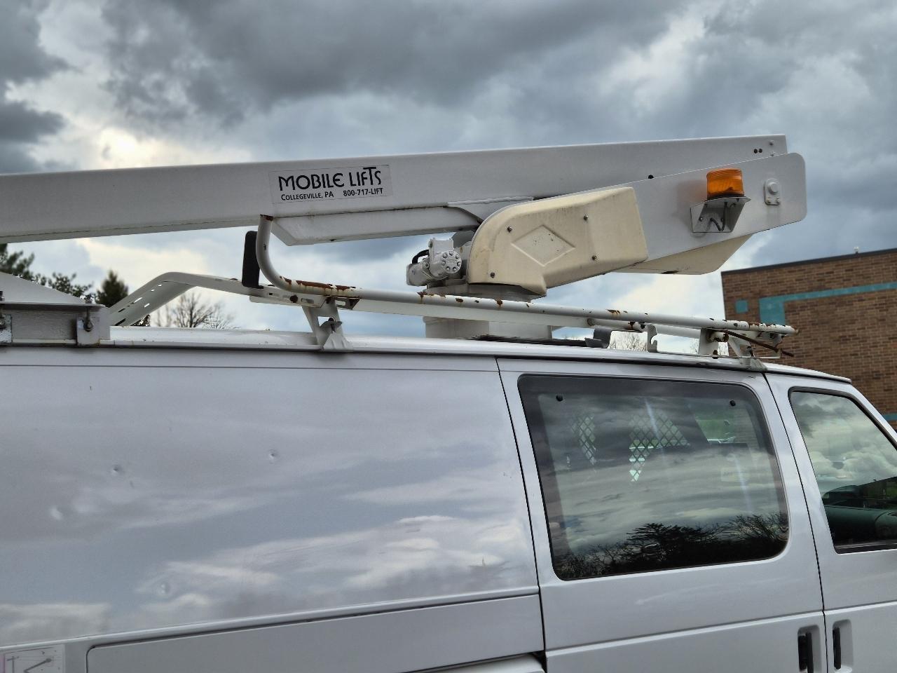 Ford Econoline E-350 Super Duty 2007