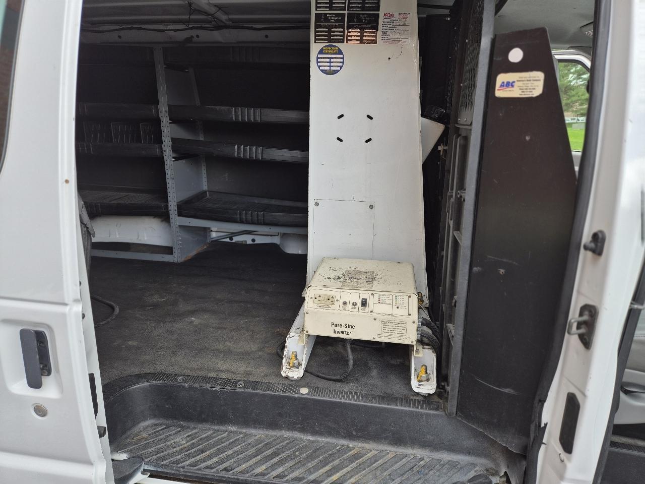 Ford Econoline E-350 Super Duty 2007