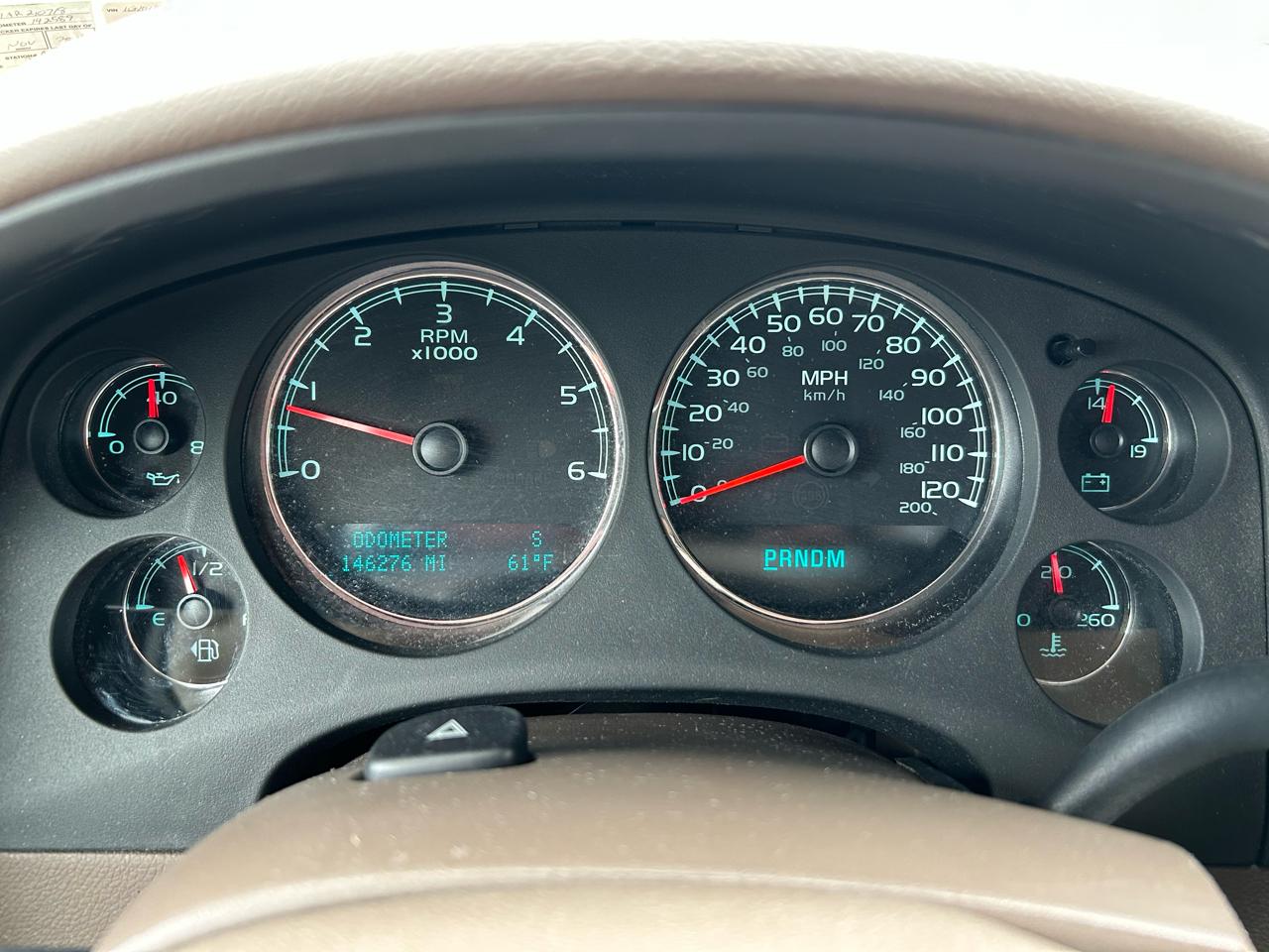 GMC Yukon XL SLE-1 1/2 Ton 4WD 2010