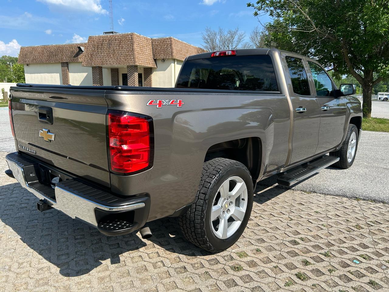 Chevrolet Silverado 1500 Work Truck Double Cab 4WD 2015