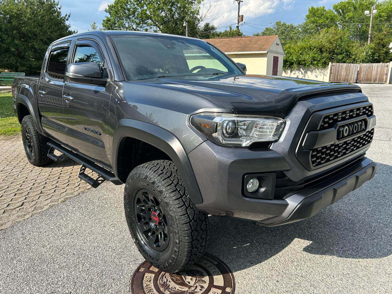 Toyota Tacoma TRD Off Road Double Cab 5' Bed V6 4x4 MT (Natl) 2019