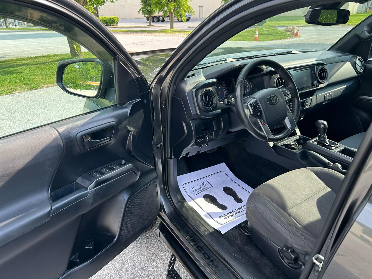 Toyota Tacoma TRD Off Road Double Cab 5' Bed V6 4x4 MT (Natl) 2019