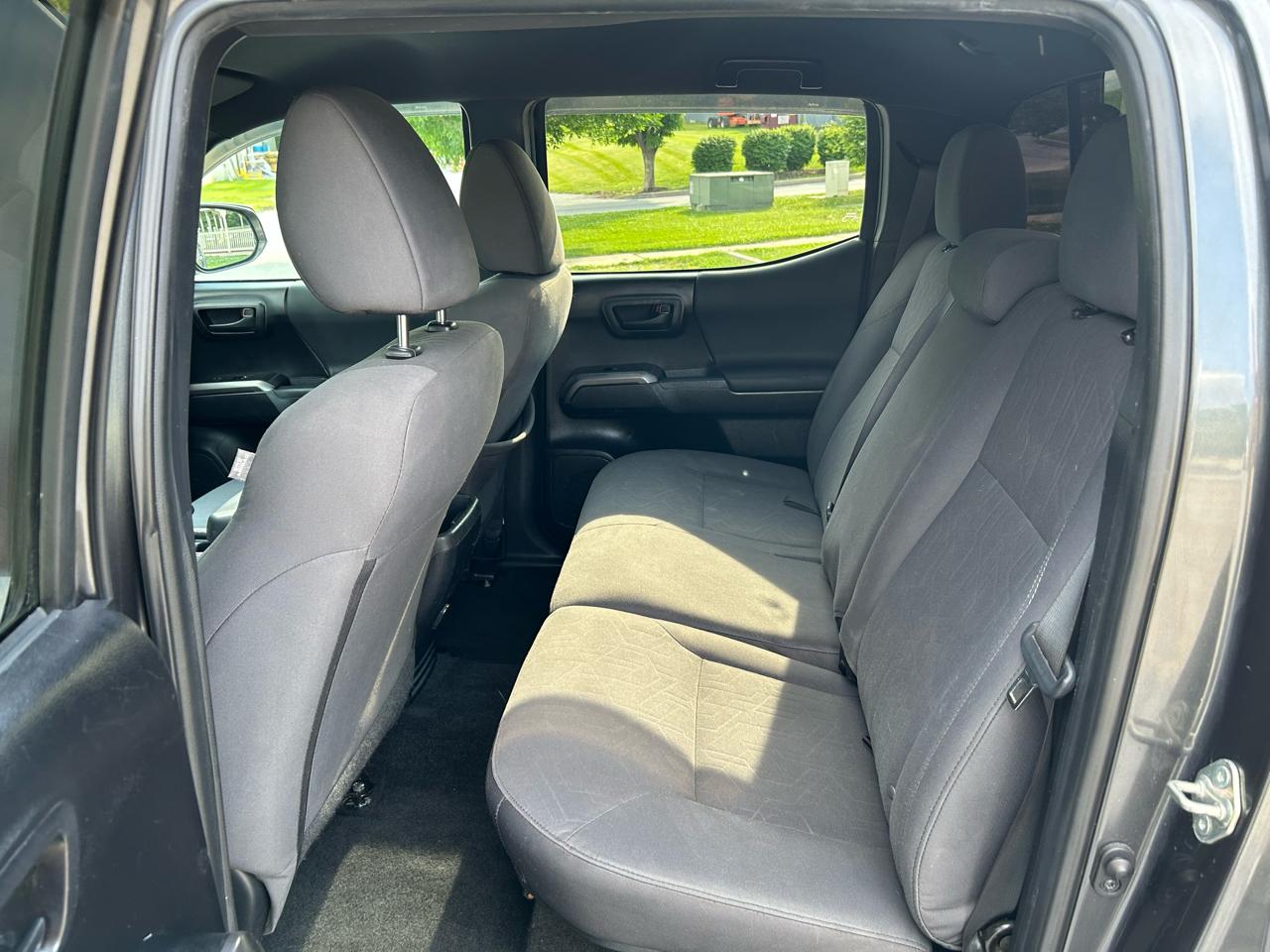 Toyota Tacoma TRD Off Road Double Cab 5' Bed V6 4x4 MT (Natl) 2019