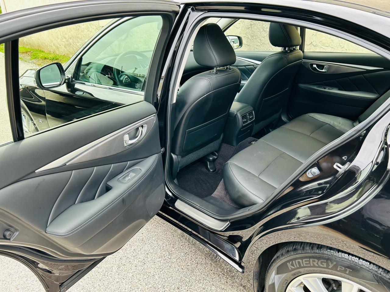 Infiniti Q50 Premium AWD 2014