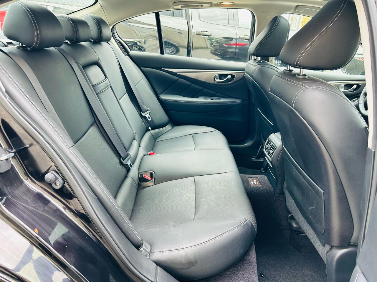 Infiniti Q50 Premium AWD 2014