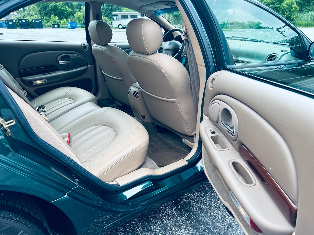 Chrysler 300M Base 1999