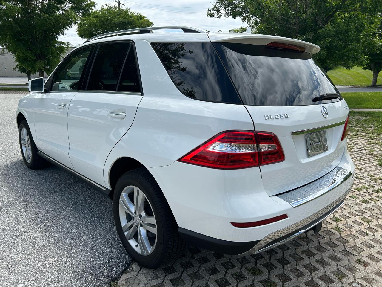 Mercedes-Benz M-Class ML250 BlueTEC 4MATIC 2015