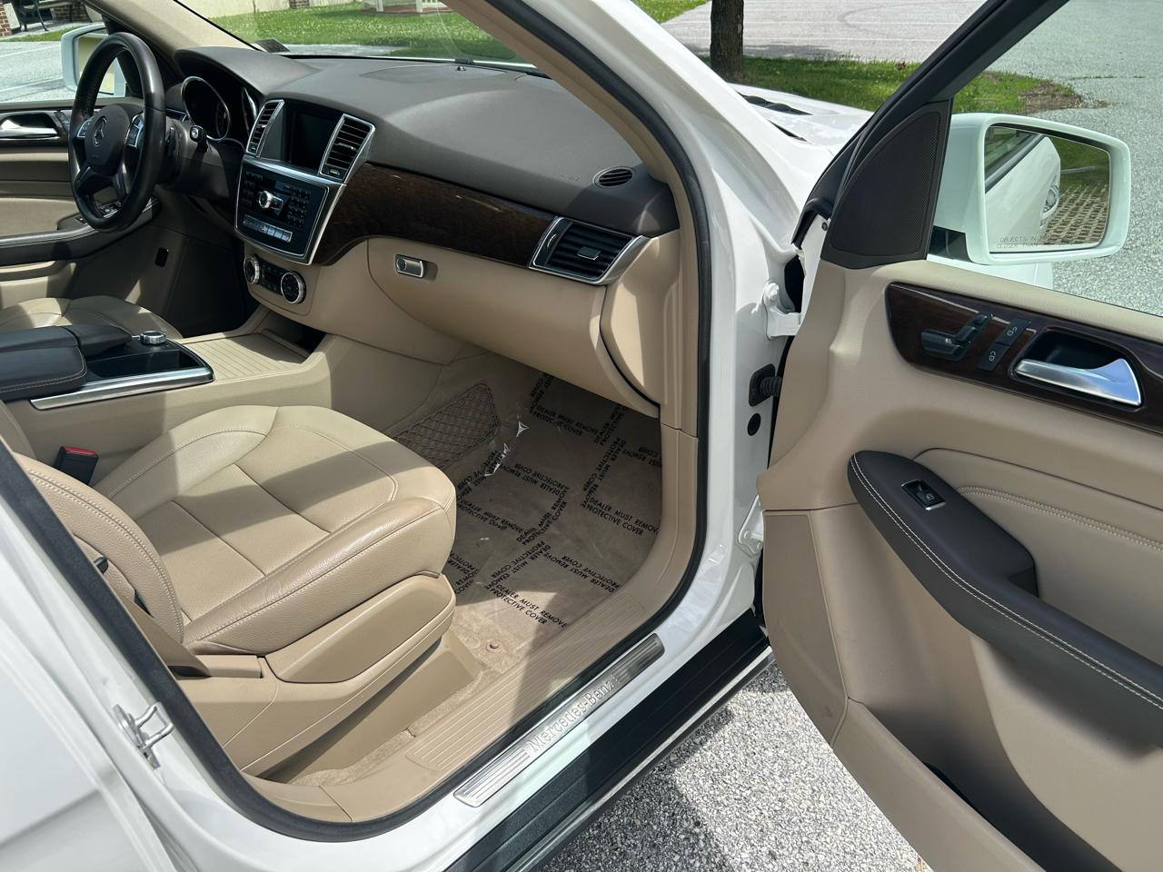 Mercedes-Benz M-Class ML250 BlueTEC 4MATIC 2015