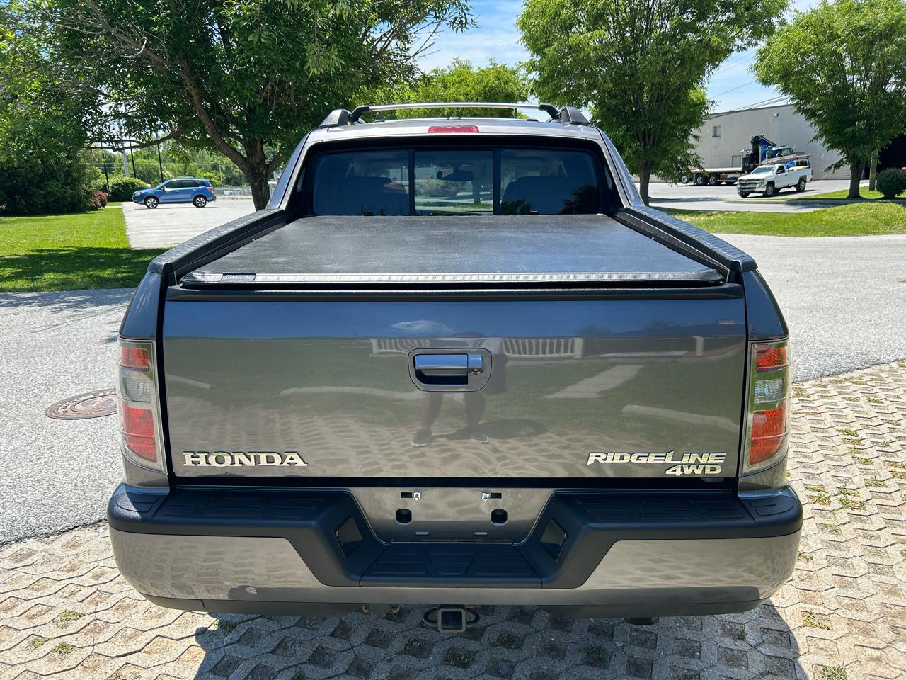 Honda Ridgeline RTL w/ Leather and Navigation 2014