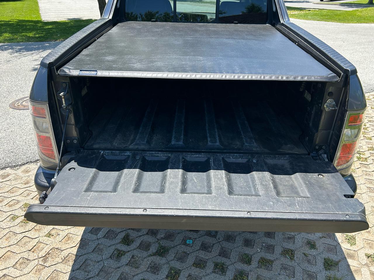 Honda Ridgeline RTL w/ Leather and Navigation 2014