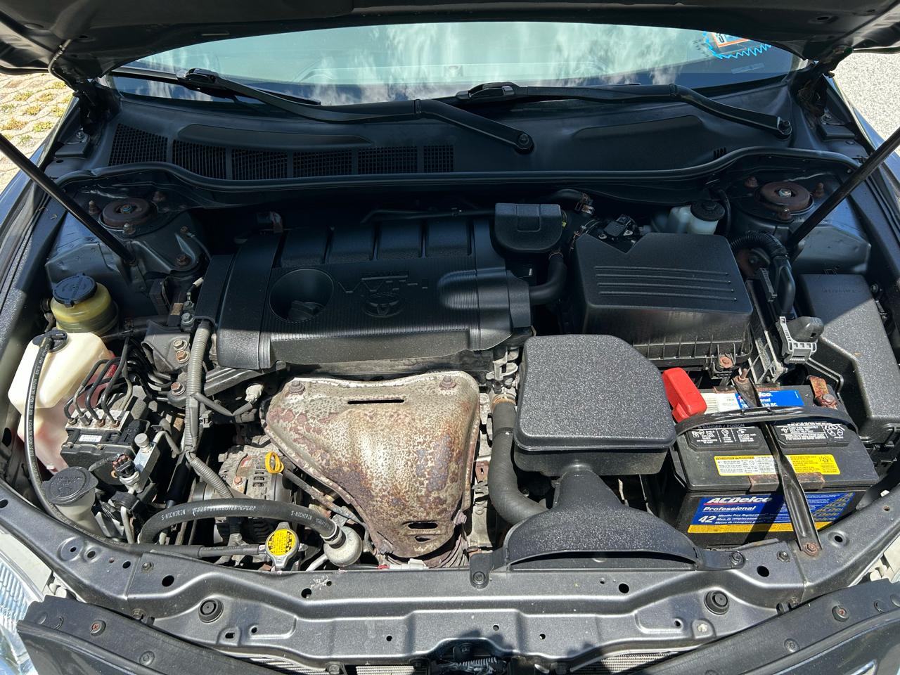 Toyota Camry Base 6-Spd AT 2011
