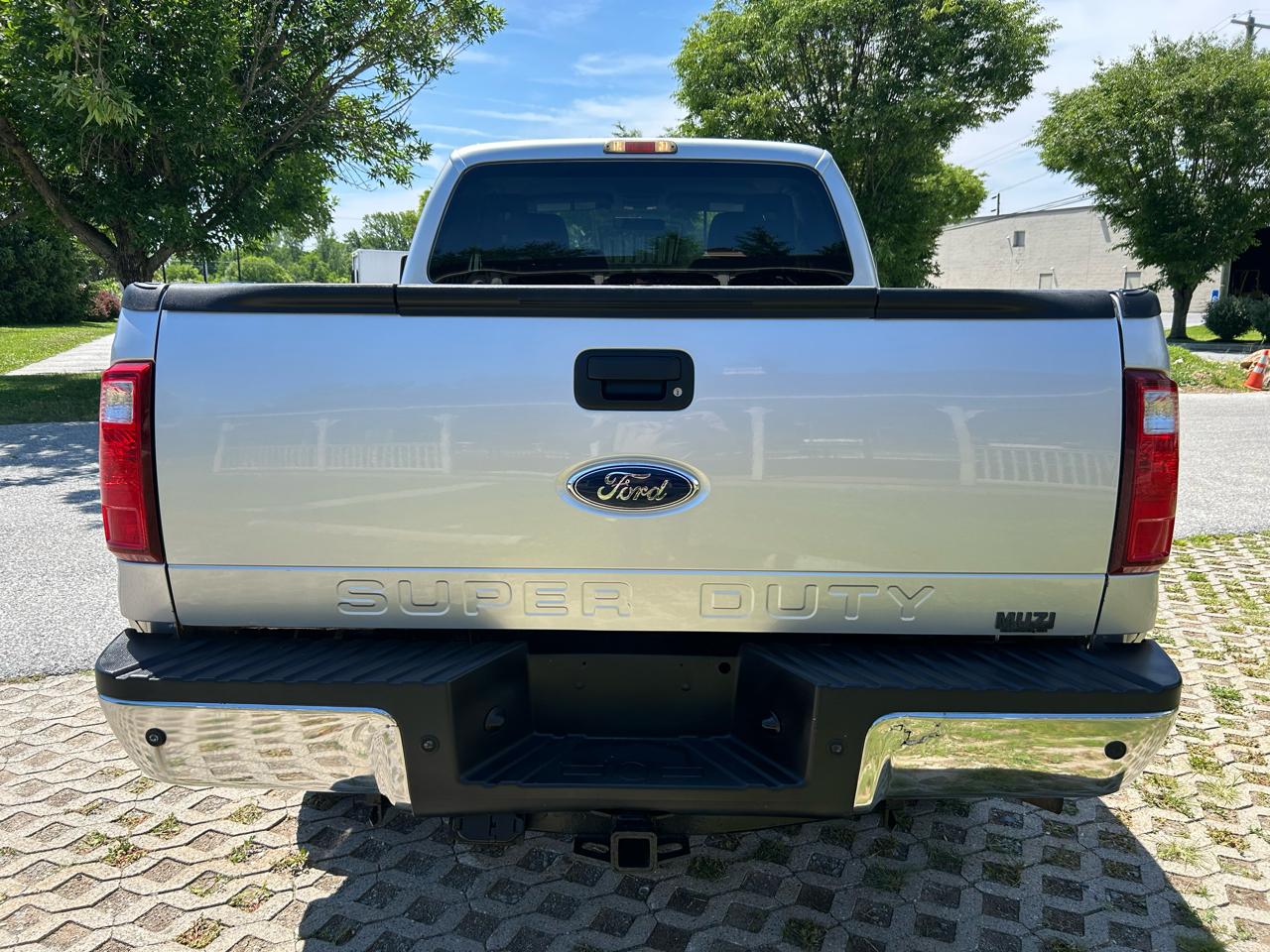 Ford F-350 SD XLT SuperCab 4WD 2011