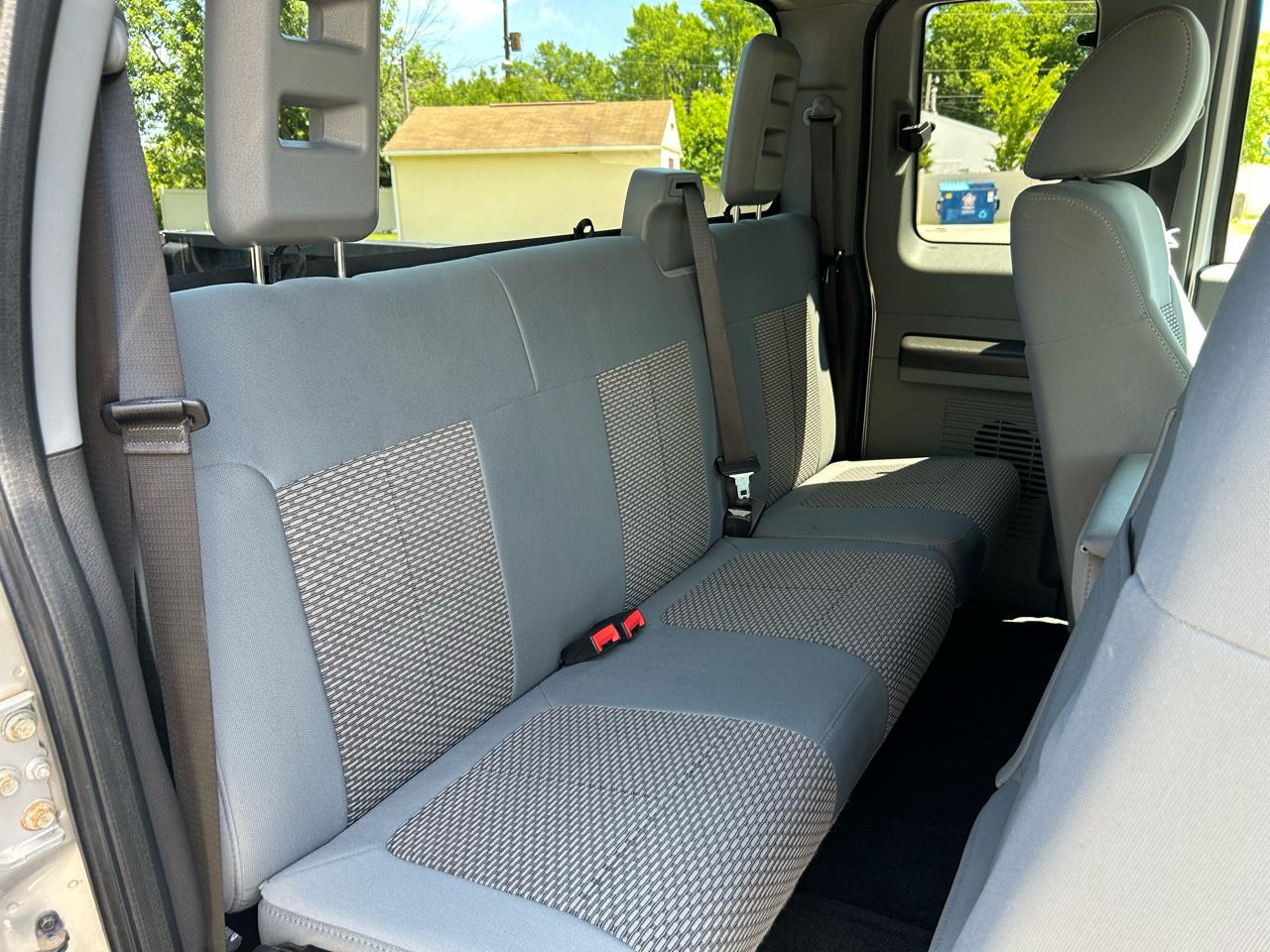 Ford F-350 SD XLT SuperCab 4WD 2011