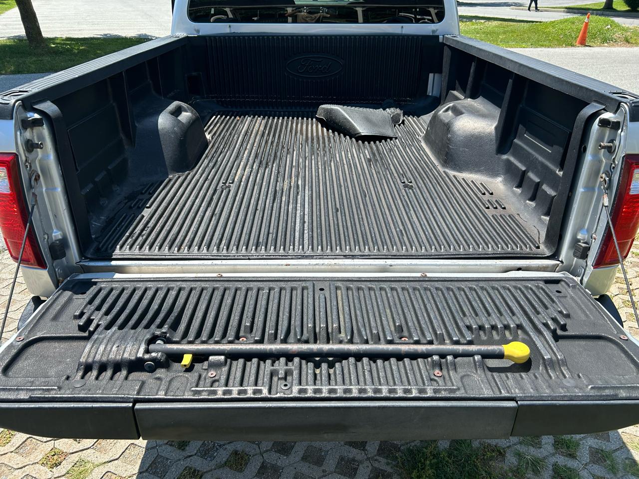 Ford F-350 SD XLT SuperCab 4WD 2011