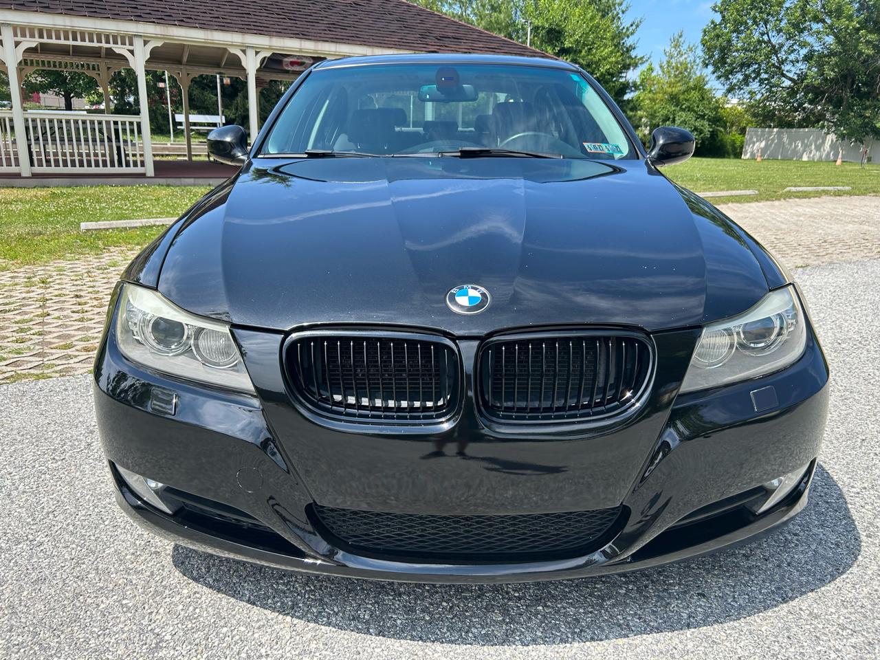 BMW 3-Series 328i xDrive 2010