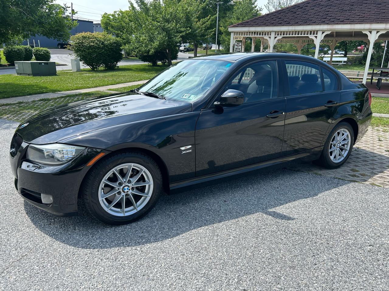 BMW 3-Series 328i xDrive 2010