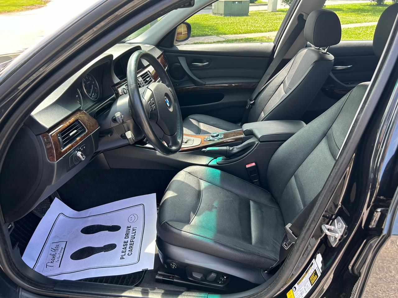 BMW 3-Series 328i xDrive 2010