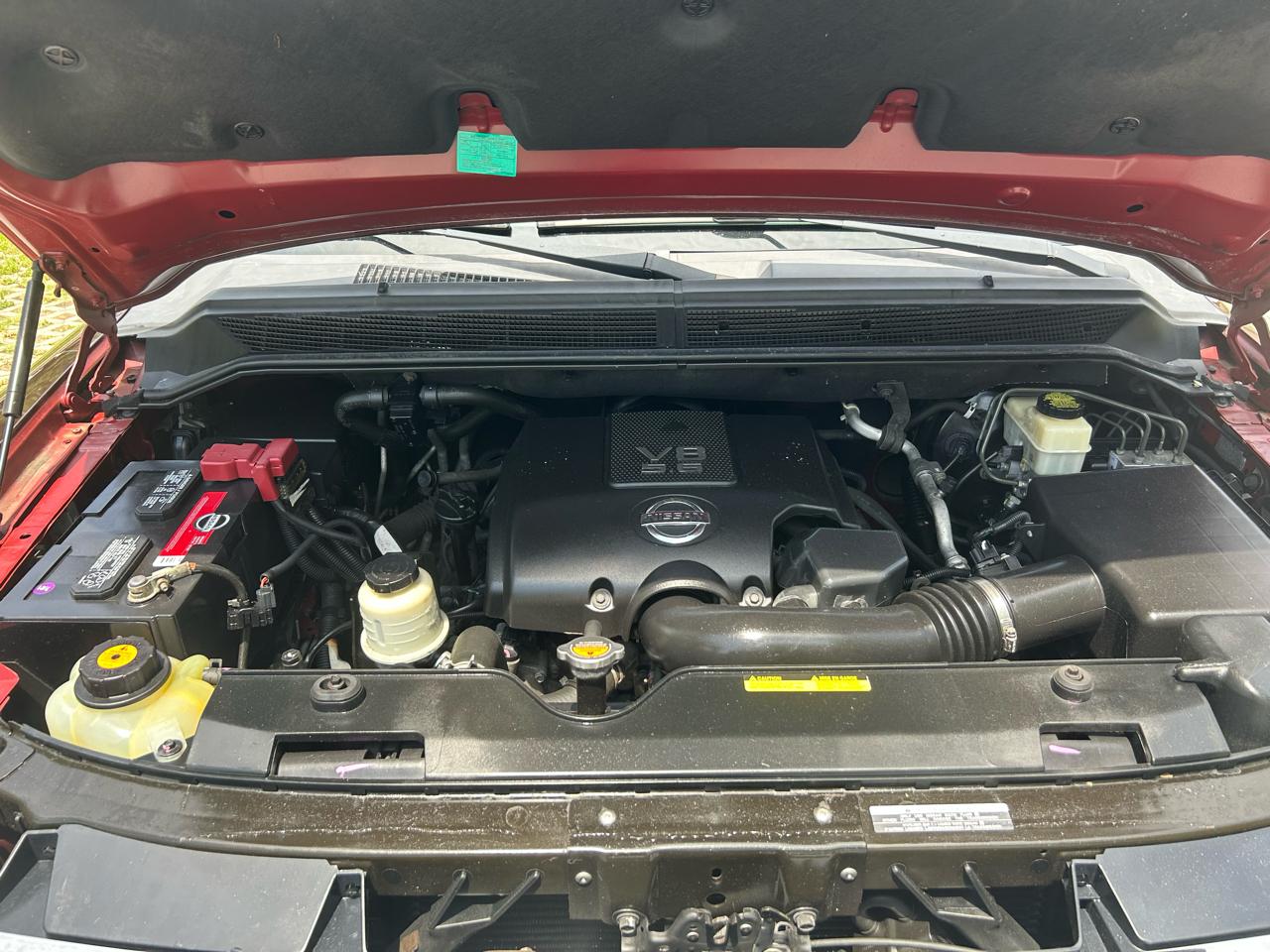 Nissan Armada SV 4WD 2015