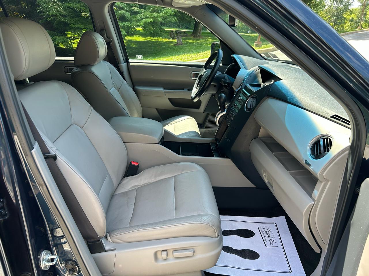 Honda Pilot EX-L 4WD 5-Spd AT 2011