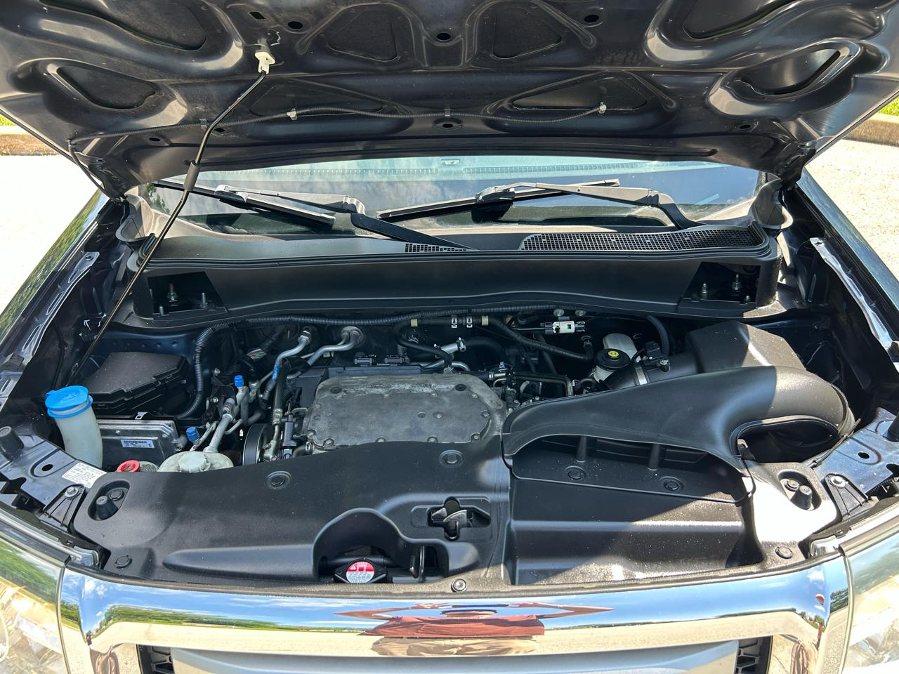 Honda Pilot EX-L 4WD 5-Spd AT 2011