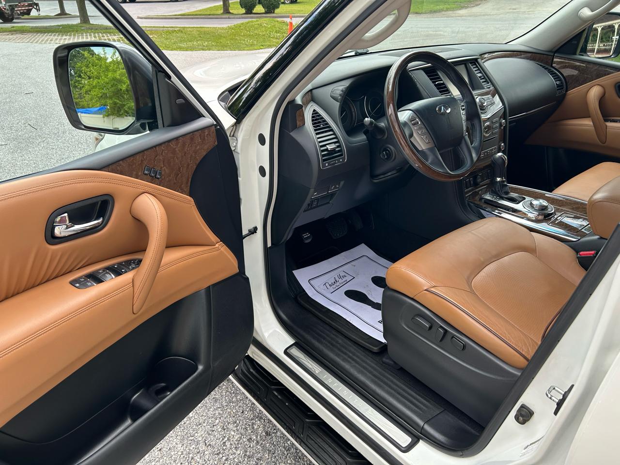 Infiniti QX80 4WD 2016