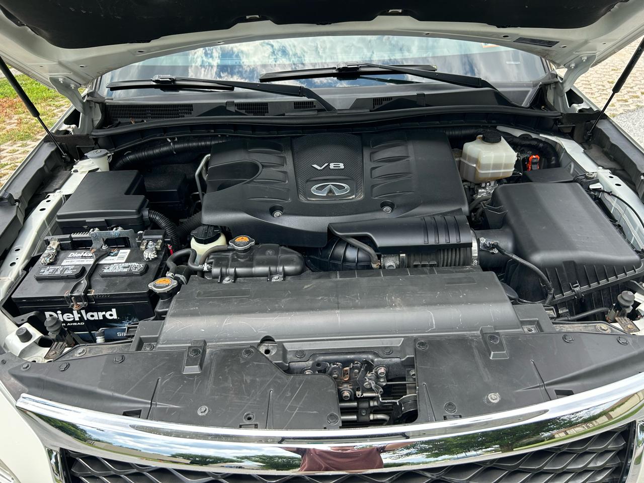 Infiniti QX80 4WD 2016