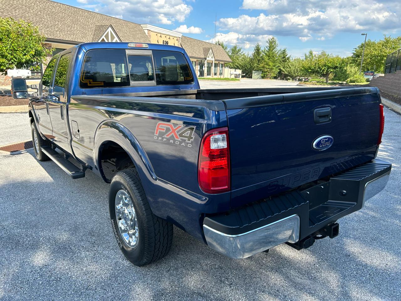 Ford F-350 SD XLT Crew Cab Long Bed 4WD 2012