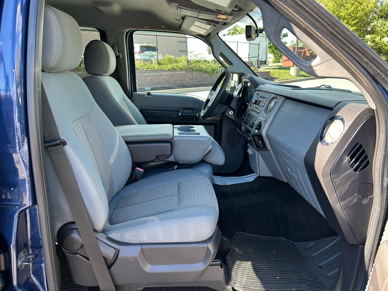 Ford F-350 SD XLT Crew Cab Long Bed 4WD 2012