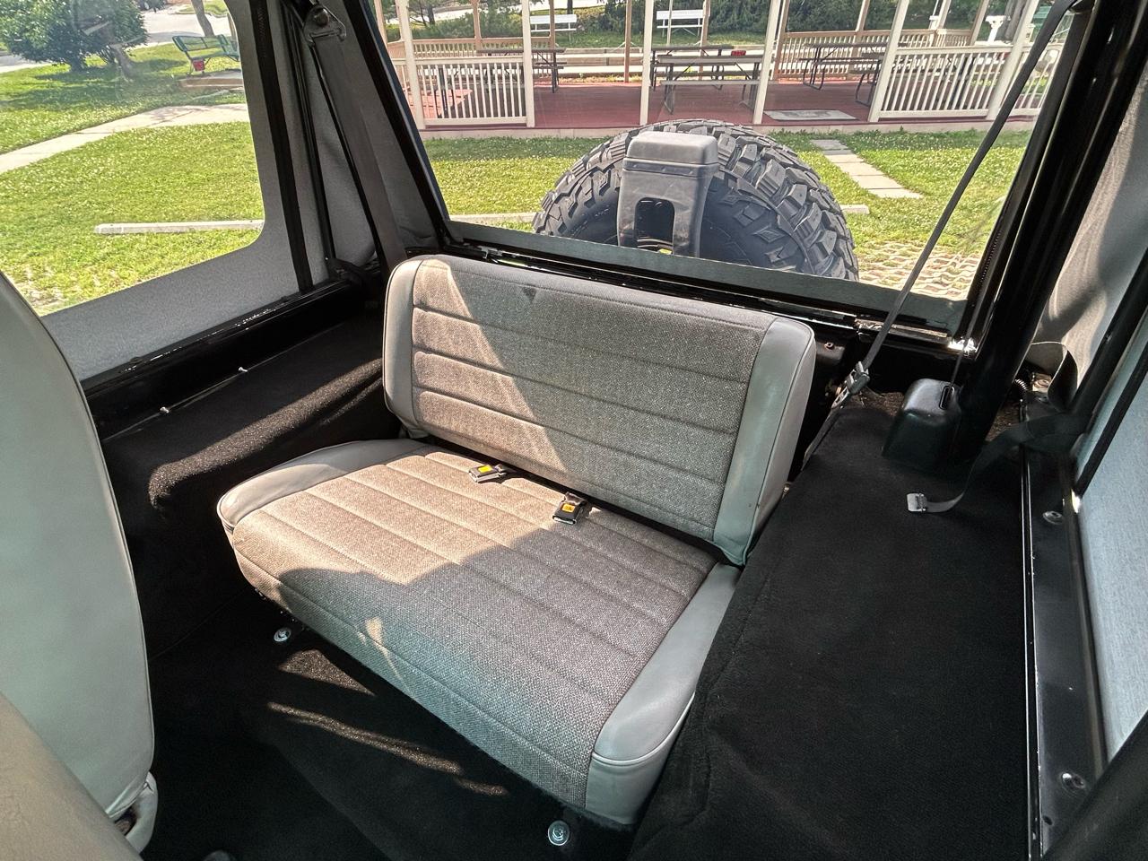 Jeep Wrangler S 1995