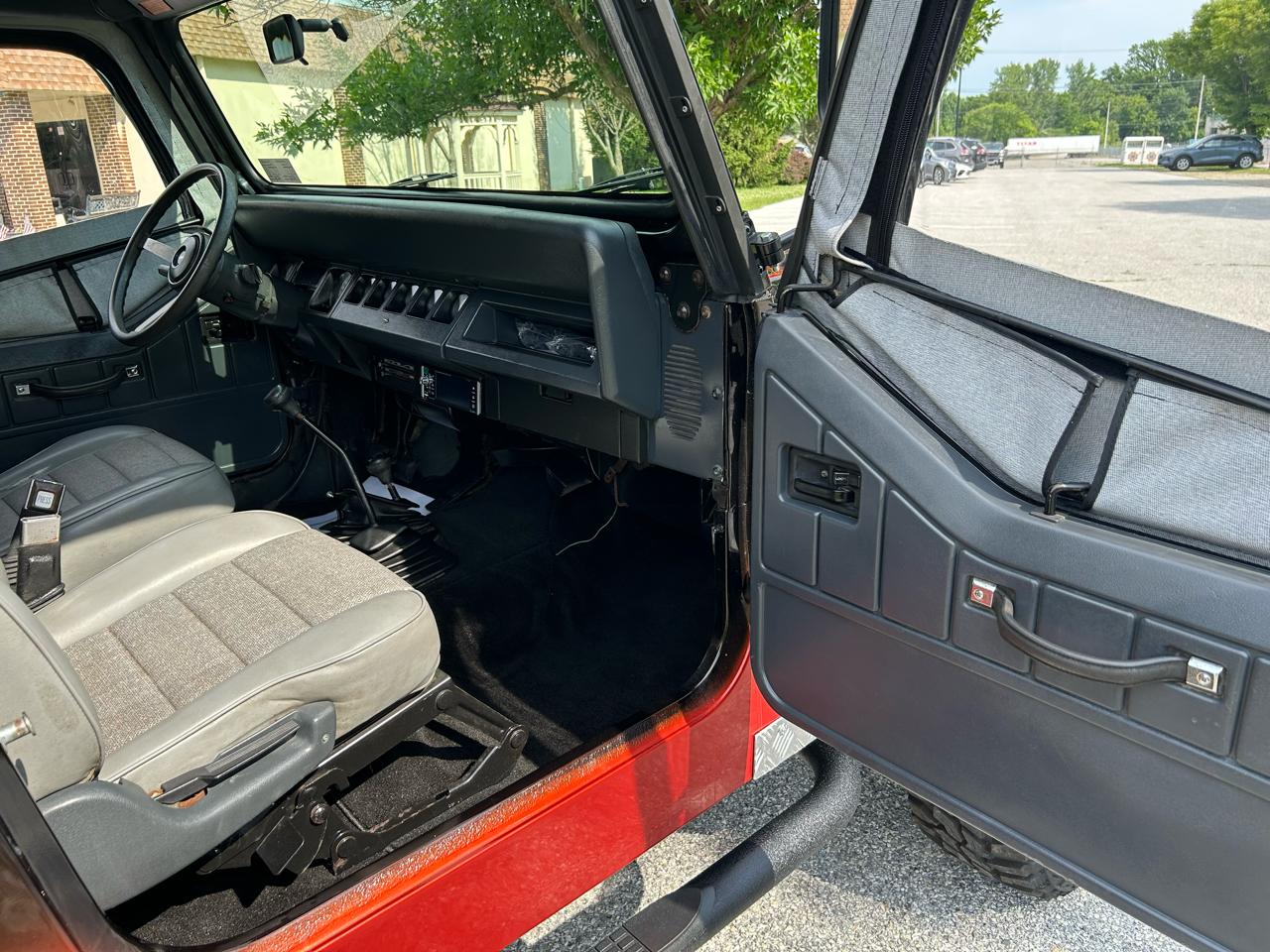 Jeep Wrangler S 1995
