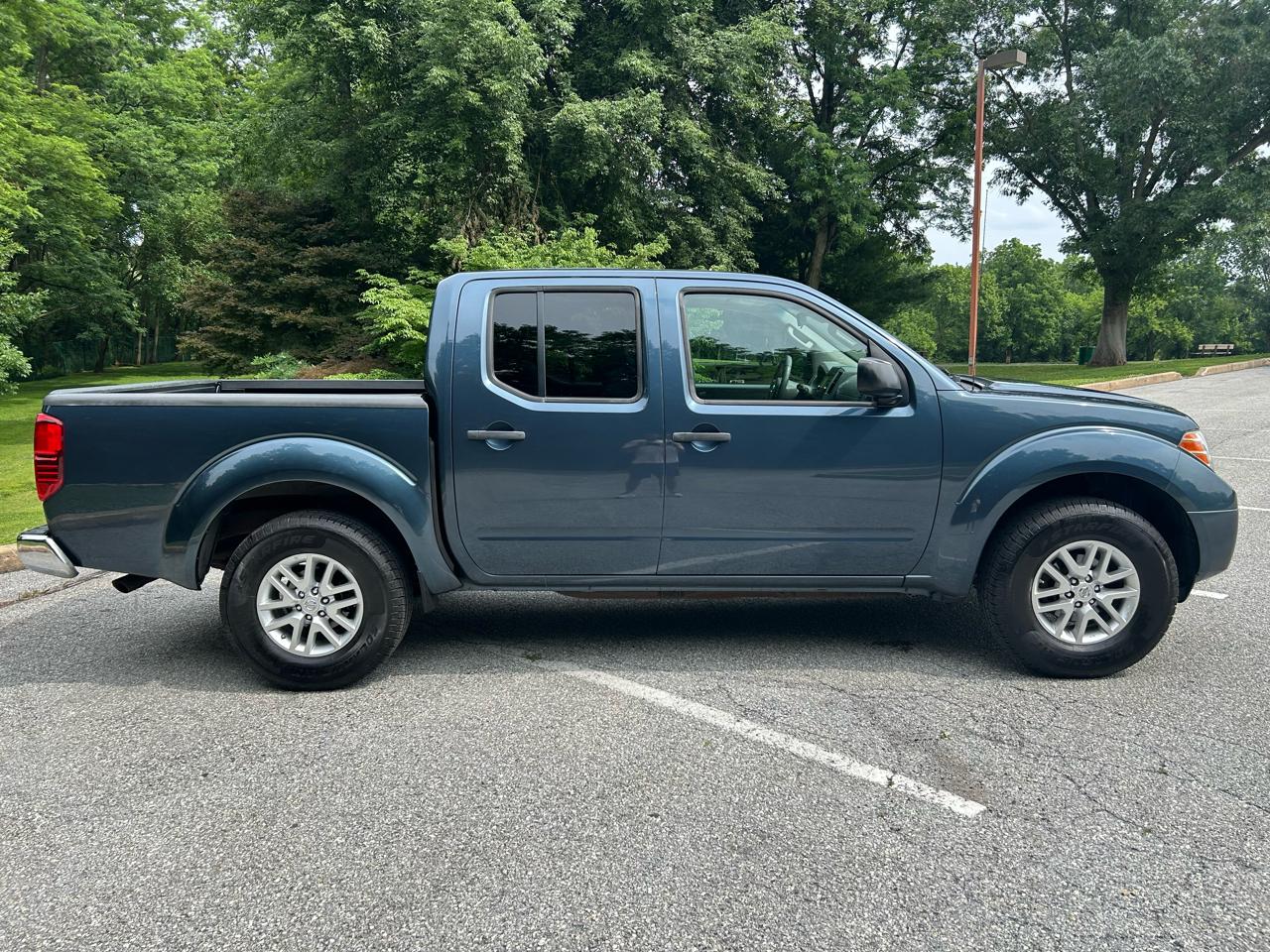 Nissan Frontier PRO-4X Crew Cab 4WD 2014