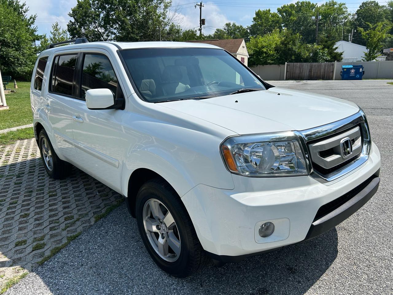 Honda Pilot EX-L 4WD 5-Spd AT 2011