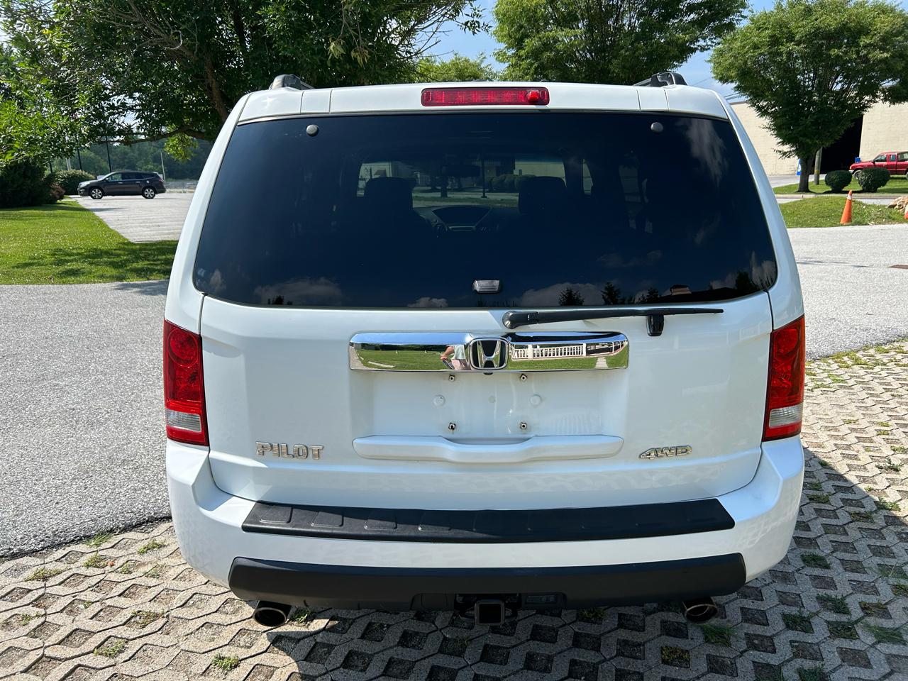 Honda Pilot EX-L 4WD 5-Spd AT 2011