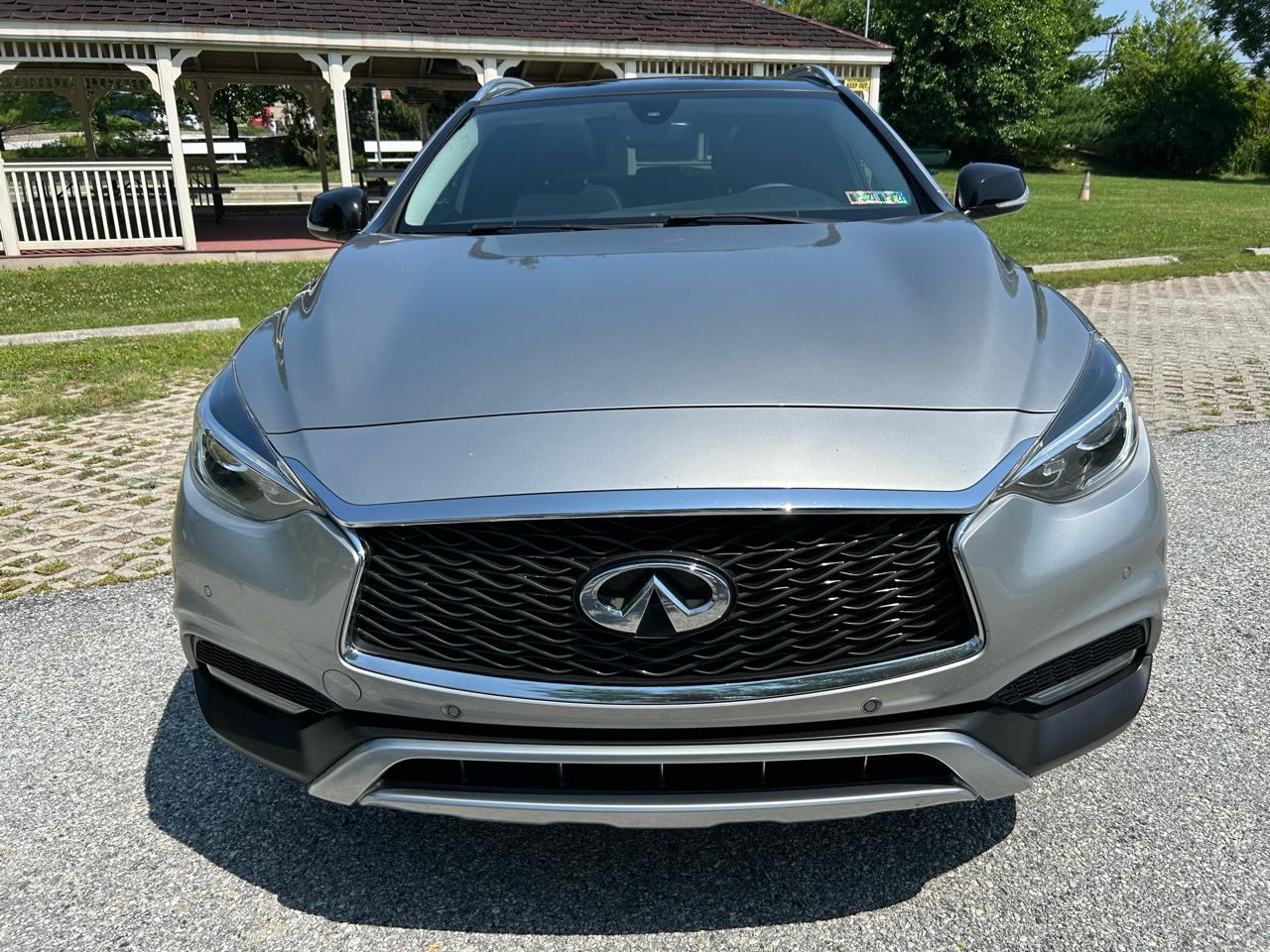 Infiniti QX30 Luxury AWD 2018